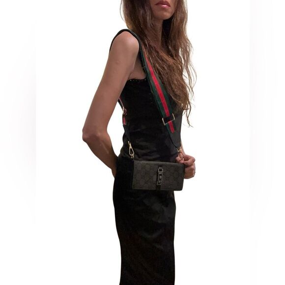 Gucci Black Patterned Clutch wallet - Picture 2 of 10